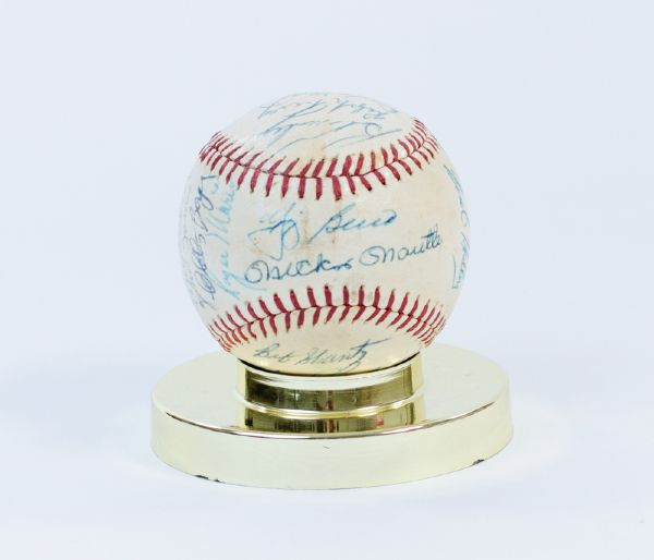 1960 New York Yankees Team Signed Baseball (25 Sigs Mantle Clubhouse)