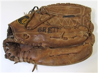 1980's George Brett GU Practice Glove