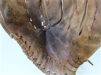 1980's George Brett GU Practice Glove