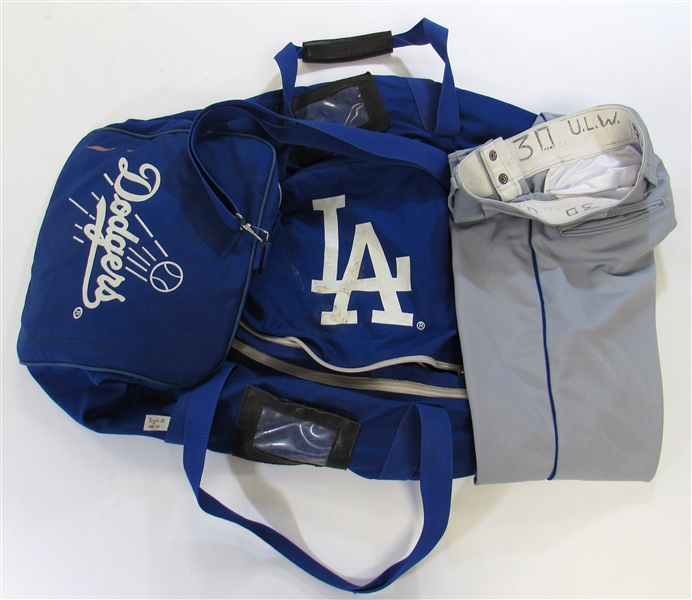 1999 L.A. Dogers U.L. Washington GU Equipment Bag & Pants