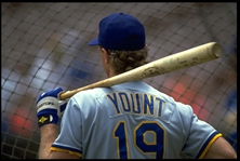 1991-93 Robin Yount GU Signed Bat
