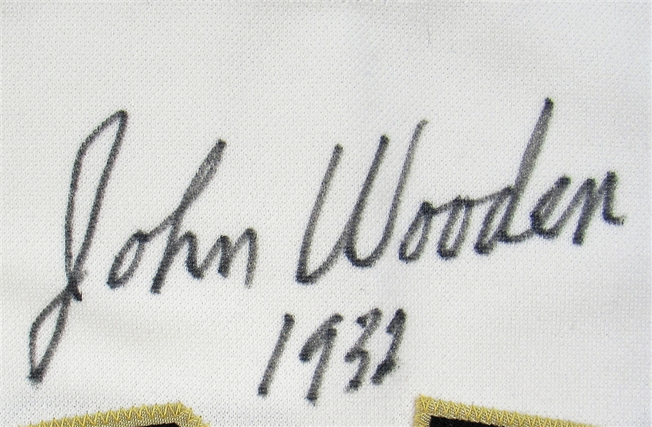 john wooden jersey
