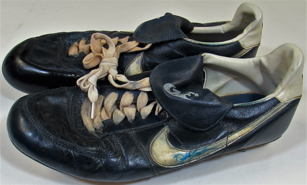 Mid-1980s Dwight (Doc) Gooden GU Signed Cleats