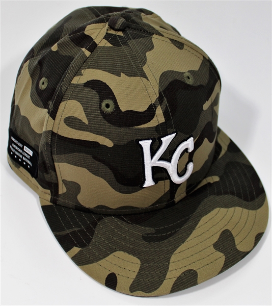 Michael Taylor Kansas City Royals 2021 GW Cap MLB Authentication - 