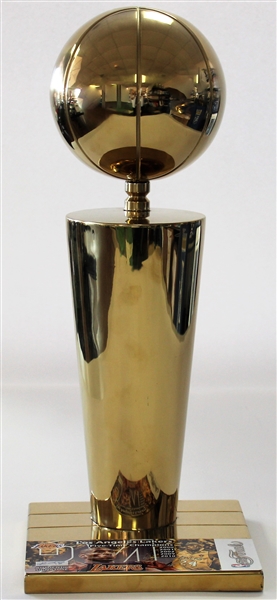 Kobi Bryant Signed La Lakers Trophy - Beckett Letter