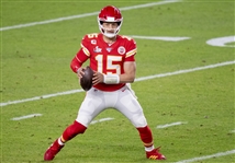 Patrick Mahomes II 2019 Game Used Cleats